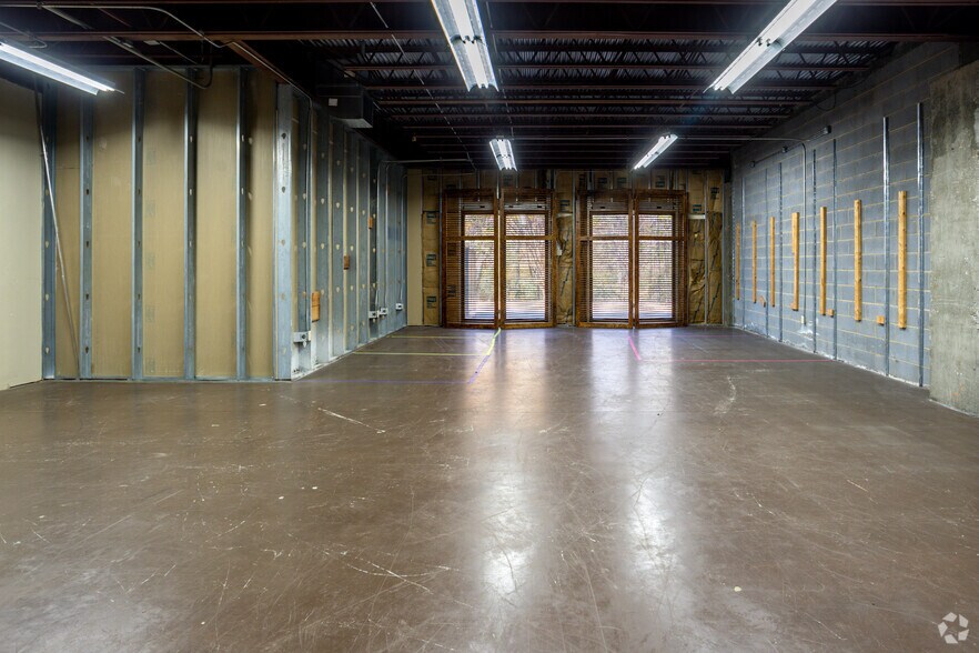 More Photos Of 1270 25th Street Pl SE, Hickory Medical For Lease