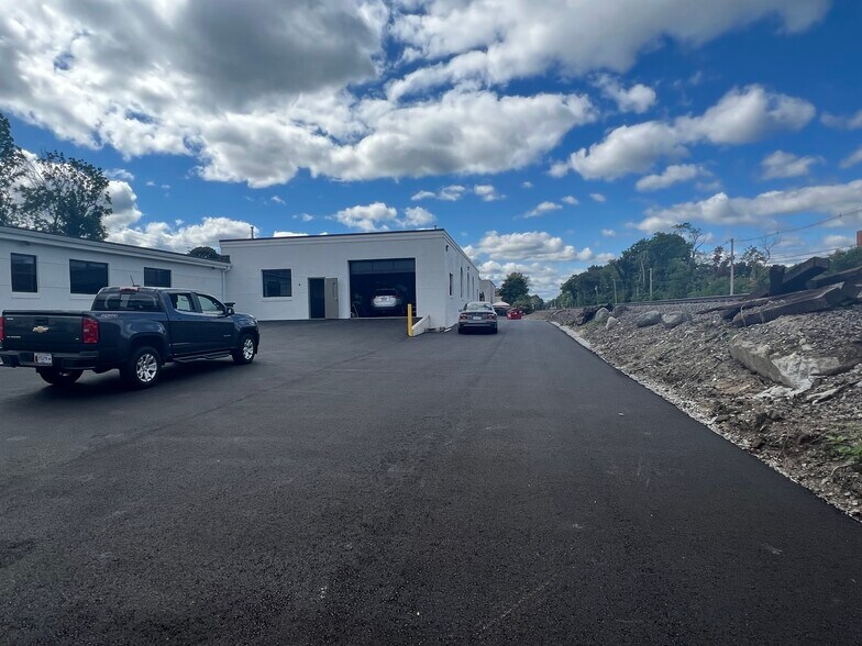 More Photos Of 70 Clematis Ave, Waltham Manufacturing For Lease