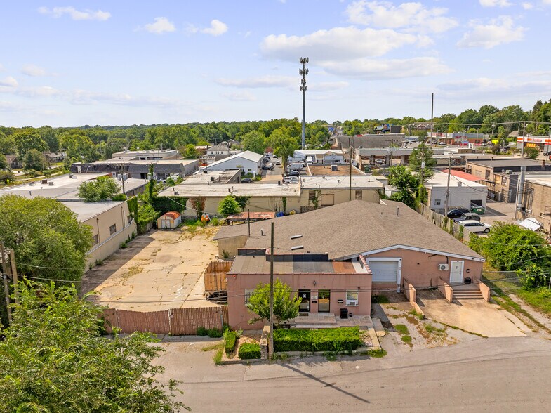 More Photos Of 319 W 79th Ter, Kansas City Warehouse For Lease