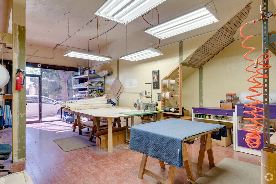 More Photos Of 1517 E Washington Blvd, Pasadena Storefront Retail Residential For Sale