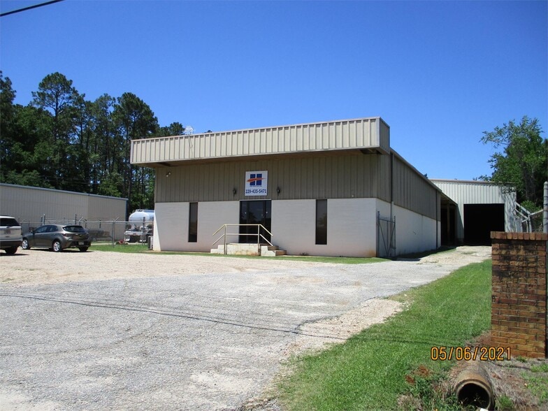 More Photos Of 2727 Phillips Dr, Albany Industrial For Sale