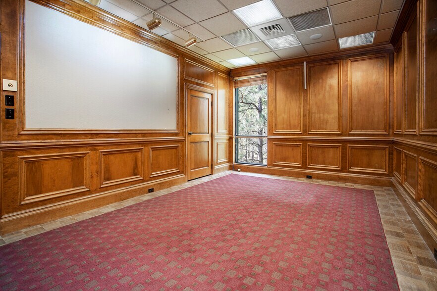 More Photos Of 9846 State Highway 31 E, Tyler Medical For Sale