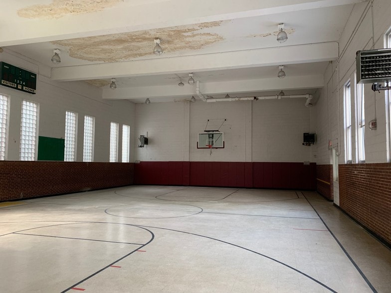 More Photos Of 1916-1938 E Allegheny Ave, Philadelphia Religious Facility For Sale