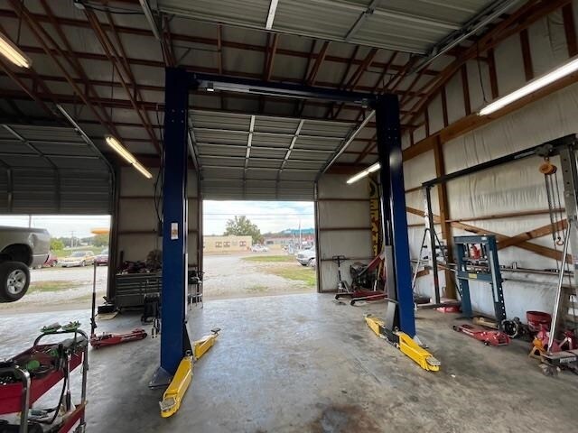 More Photos Of 2260 W Main St, Mountain View Industrial For Sale