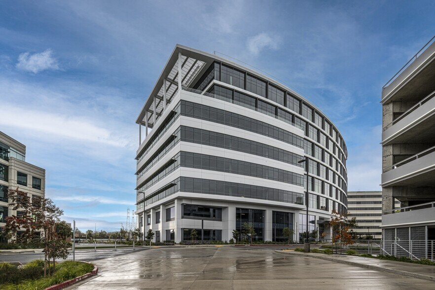 Primary Photo Of 567 Airport Blvd, Burlingame Office For Lease