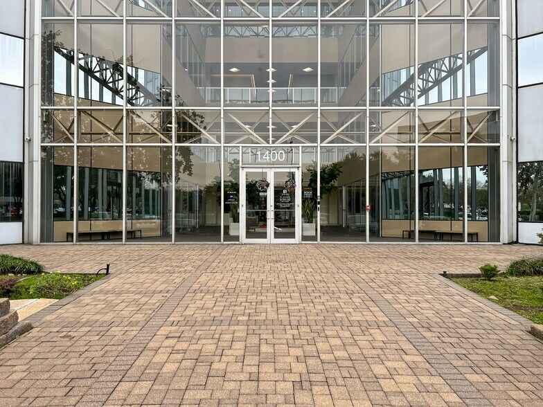 More Photos Of 1400 Broadfield Blvd, Houston Coworking Space