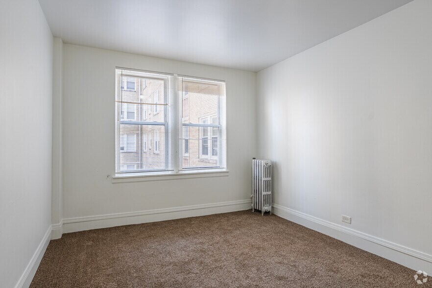 More Photos Of 5501 W Washington Blvd, Chicago Apartments For Sale