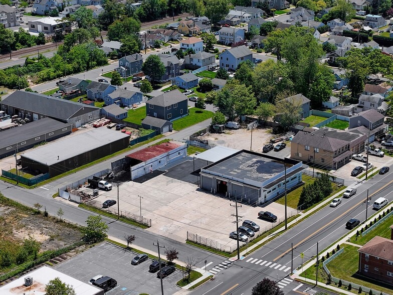 More Photos Of 64 Steiner Ave, Neptune City Warehouse For Lease