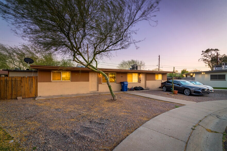 More Photos Of 920 S Kenwood Cir, Tempe Apartments For Sale