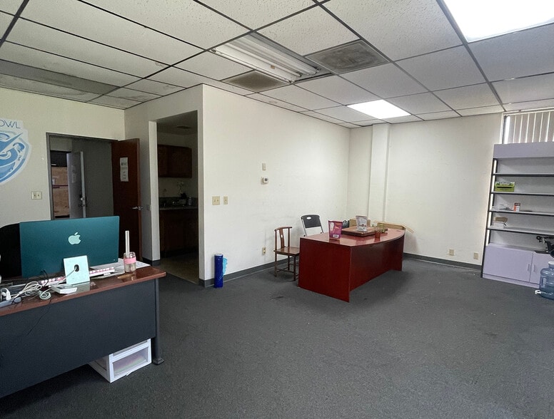 More Photos Of 13766 Arapahoe Pl, Chino Warehouse For Sale