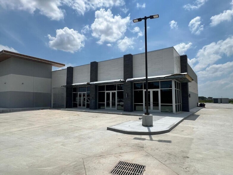 More Photos Of 23030 Stockdick School Rd, Katy General Retail For Lease