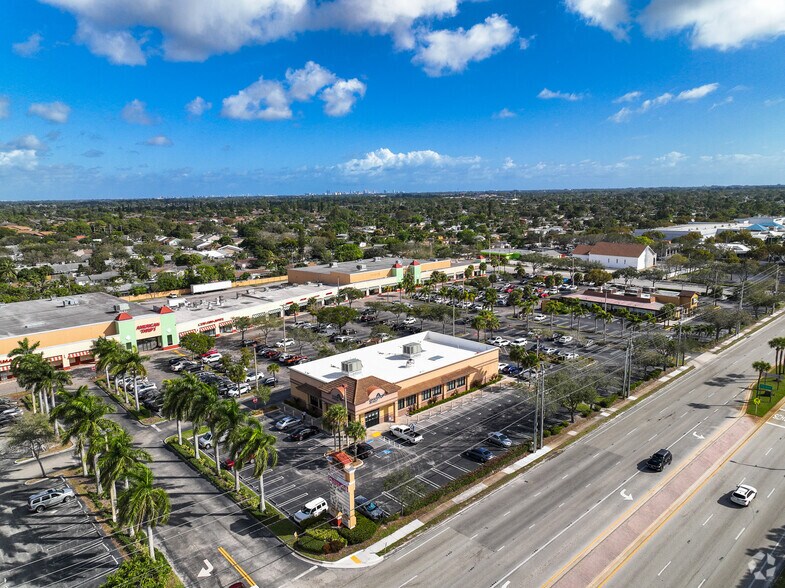 Primary Photo Of 5815-5889 Lake Worth Rd, Greenacres Unknown For Lease