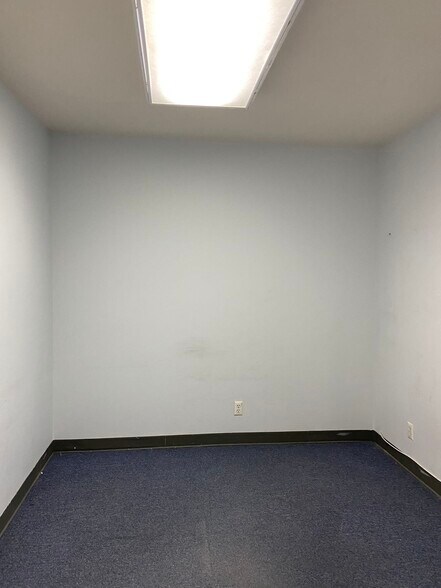 More Photos Of 206-212 Canal St, New York Office Residential For Sale