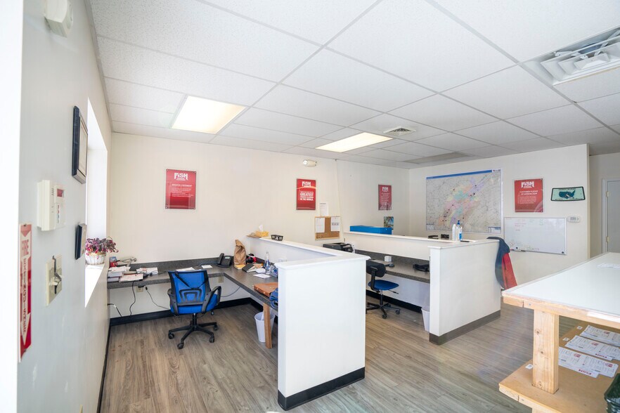 More Photos Of 3340 E Pleasant Valley Blvd, Altoona Freestanding For Sale