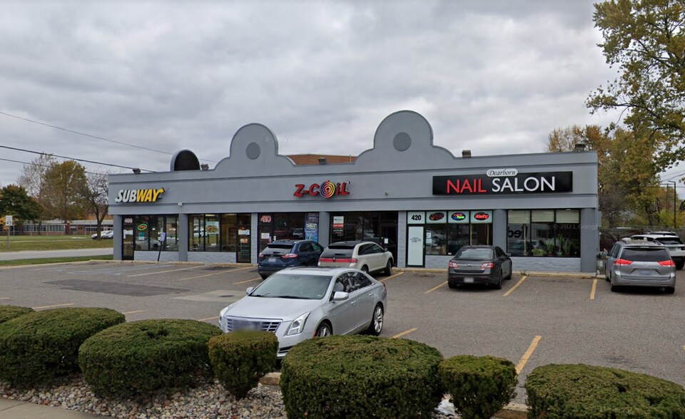More Photos Of 400-420 N Telegraph Rd, Dearborn Unknown For Lease