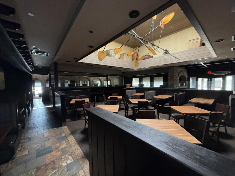 More Photos Of 224 Blanchard St, West Monroe Restaurant For Sale