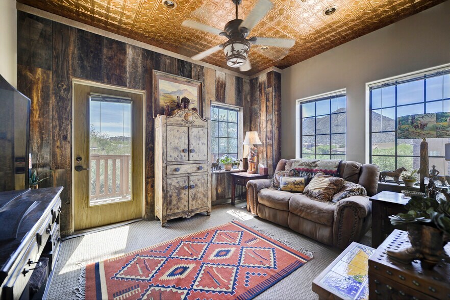 More Photos Of 6195 E Cave Creek Rd, Cave Creek Storefront Retail Office For Sale