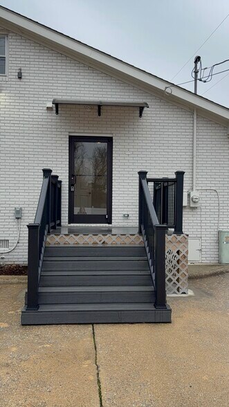 More Photos Of 925 N Brightleaf Blvd, Smithfield Freestanding For Sale