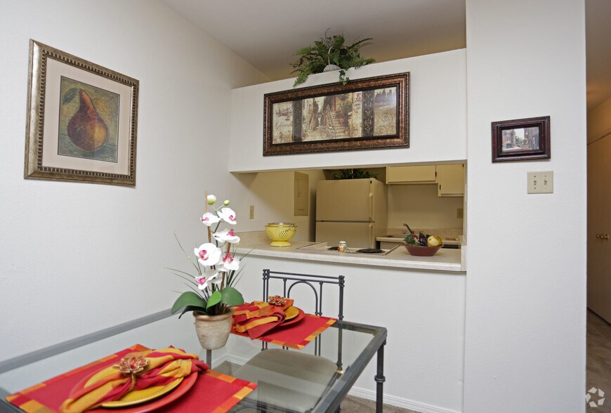 More Photos Of 5855 Citrus Blvd, New Orleans Apartments For Sale