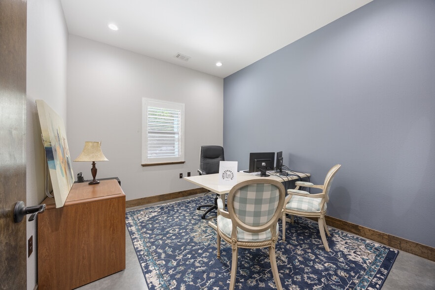 More Photos Of 299 W Eldorado Pky, McKinney Office For Sale