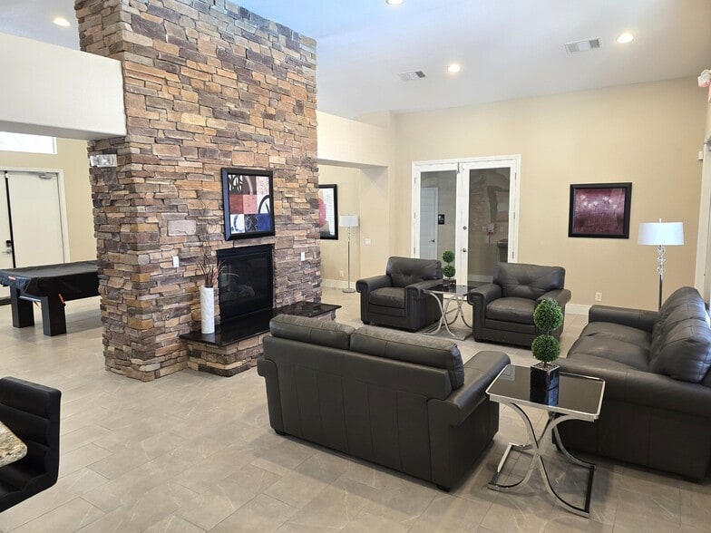 More Photos Of 4300 N Lamont St, Las Vegas Apartments For Sale