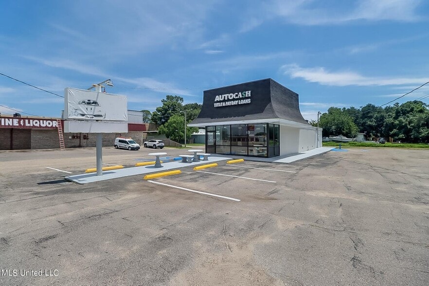 More Photos Of 507 Pass Rd, Gulfport Office For Sale