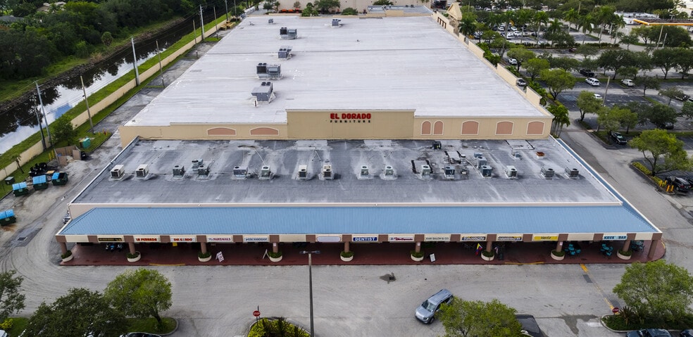 More Photos Of Sr 7 @ SR. 7 & Southern Blvd., Royal Palm Beach Unknown For Lease