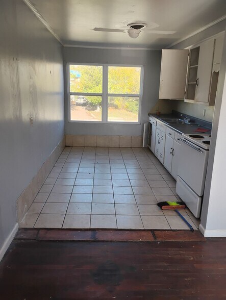 More Photos Of 701 W Pine Ave, Duncan Apartments For Sale