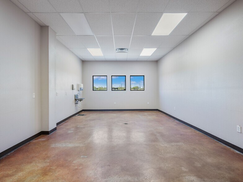 More Photos Of 6411 Highway 90 E, Knippa Refrigeration Cold Storage For Sale