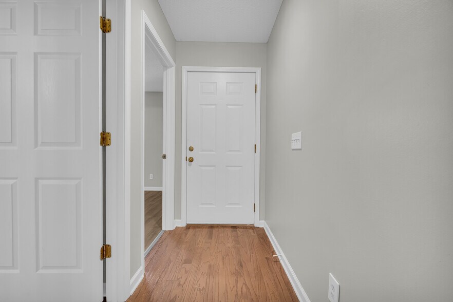 More Photos Of 738 Black Mountain Rd, Toccoa Apartments For Sale