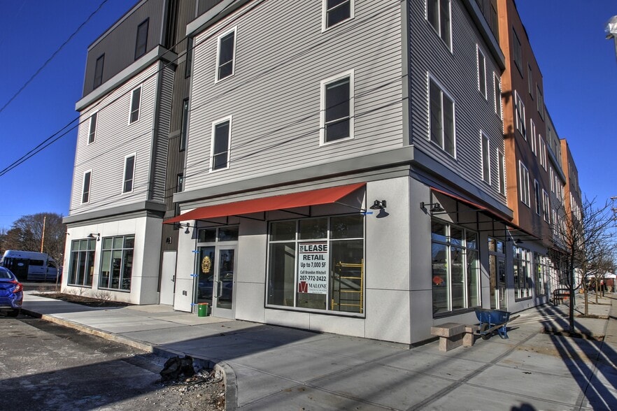 More Photos Of 611 Main St, South Portland Apartments For Lease
