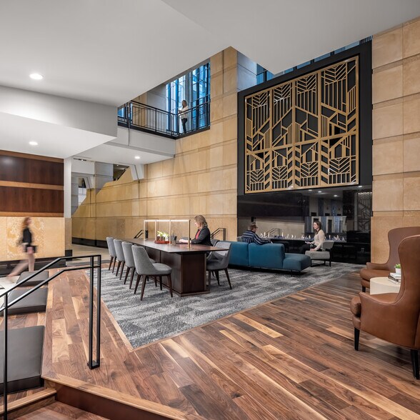 More Photos Of 800 LaSalle Ave, Minneapolis Office For Lease