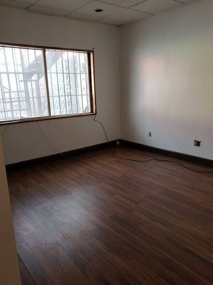 More Photos Of 117 14th St, Brooklyn Manufacturing For Sale