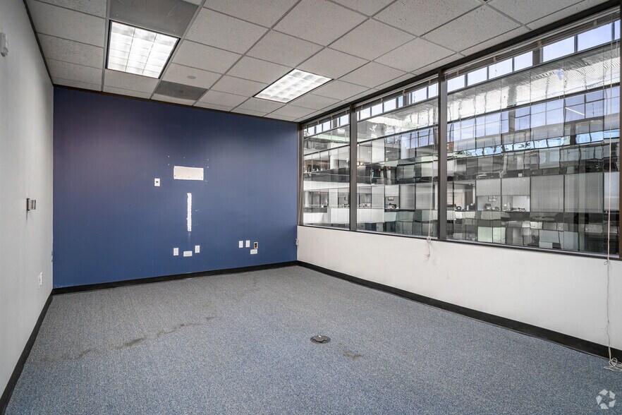 Photo of 11st Floor Ste 1150S