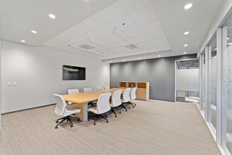 More Photos Of 5520 Capital Center Dr, Raleigh Office For Sale