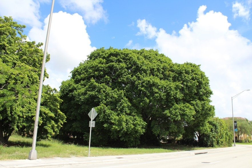 More Photos Of 583 S Dixie Hwy, Deerfield Beach Land For Sale