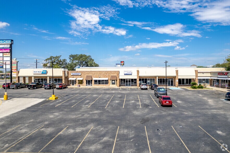 More Photos Of 7007 Bandera Rd, San Antonio Unknown For Sale