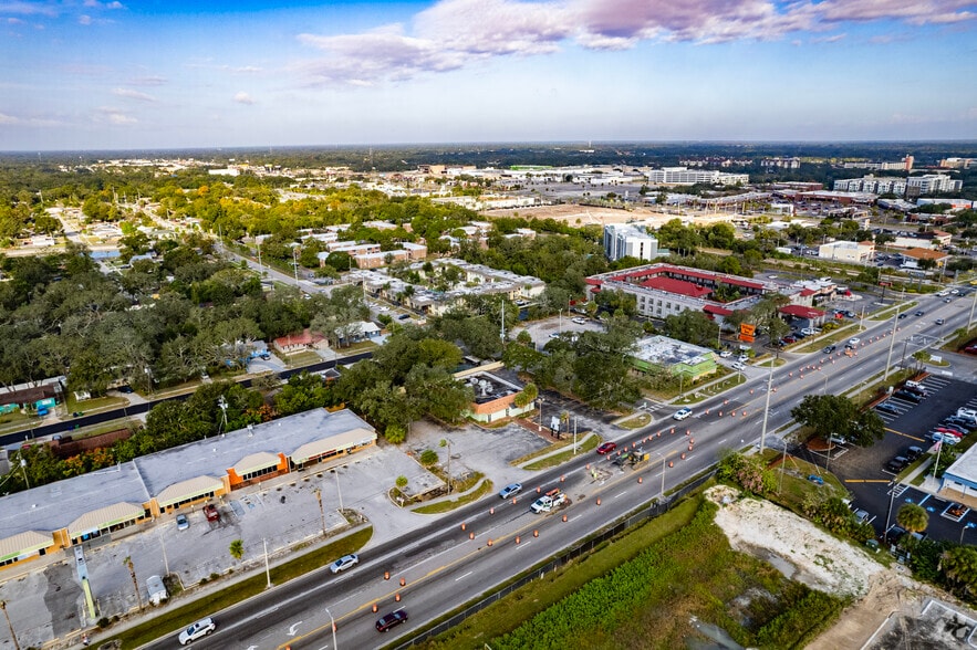 More Photos Of 11210 N 30th St, Tampa Storefront Retail Office For Lease