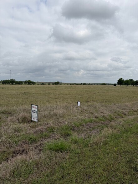 More Photos Of 330 Airfield rd, Fentress Land For Sale