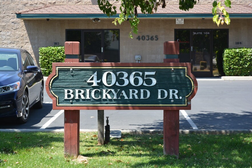 More Photos Of 40365 Brickyard Dr, Madera Unknown For Lease