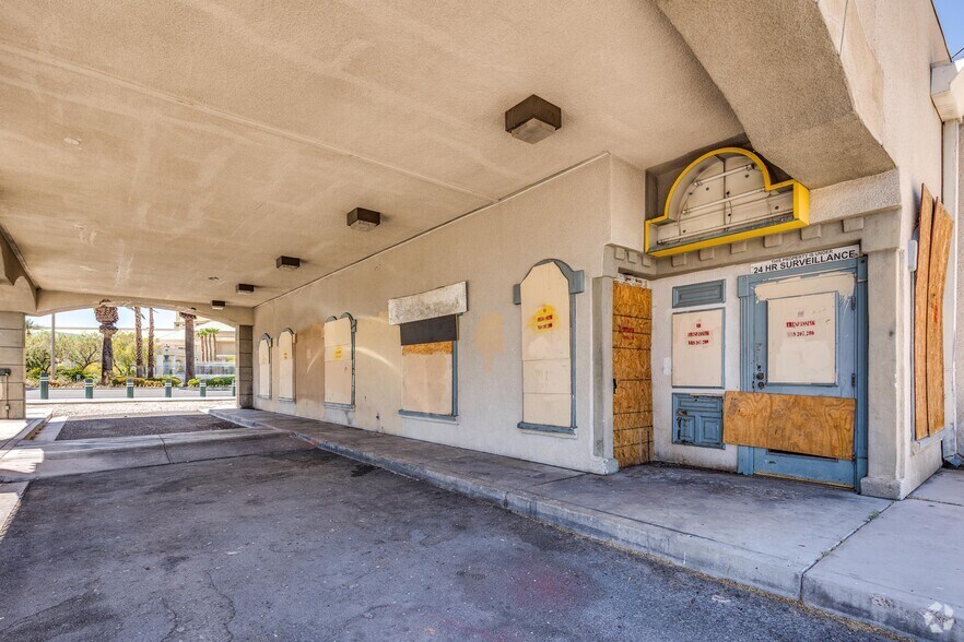 More Photos Of 3969 Las Vegas Blvd S, Las Vegas Bar For Lease