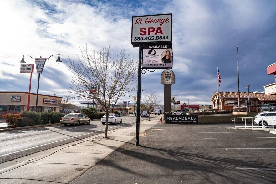 More Photos Of 863 E Saint George Blvd, St George Storefront For Lease
