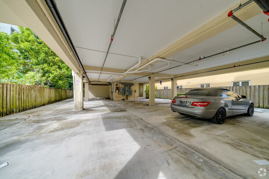 More Photos Of 763 SW 5th St, Miami Apartments For Sale