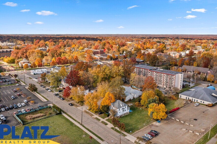 More Photos Of 122 E College St, Alliance Healthcare For Sale