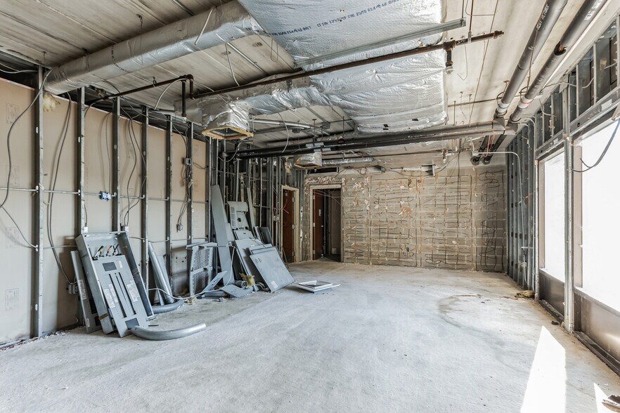 More Photos Of 24058 Sussex Hwy, Seaford Hotel For Sale