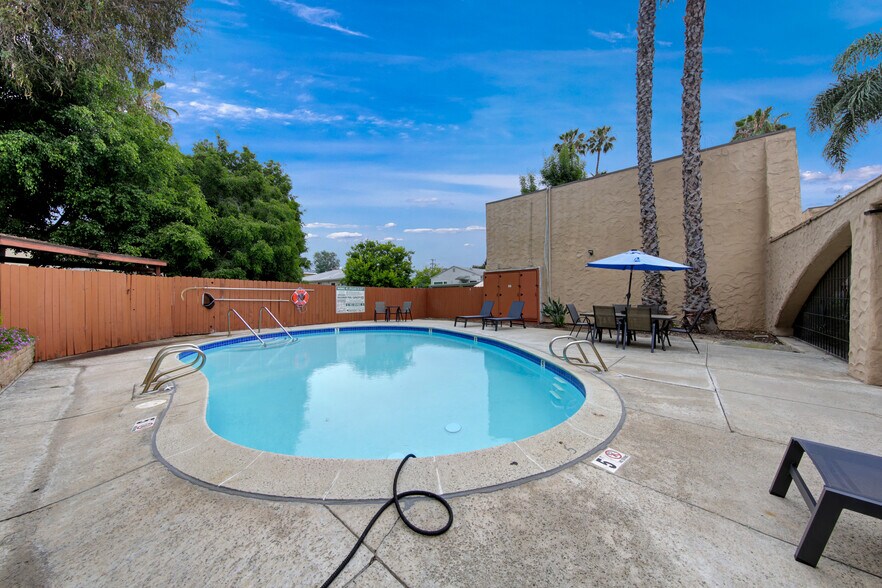 More Photos Of 8694 Lemon Ave, La Mesa Apartments For Sale