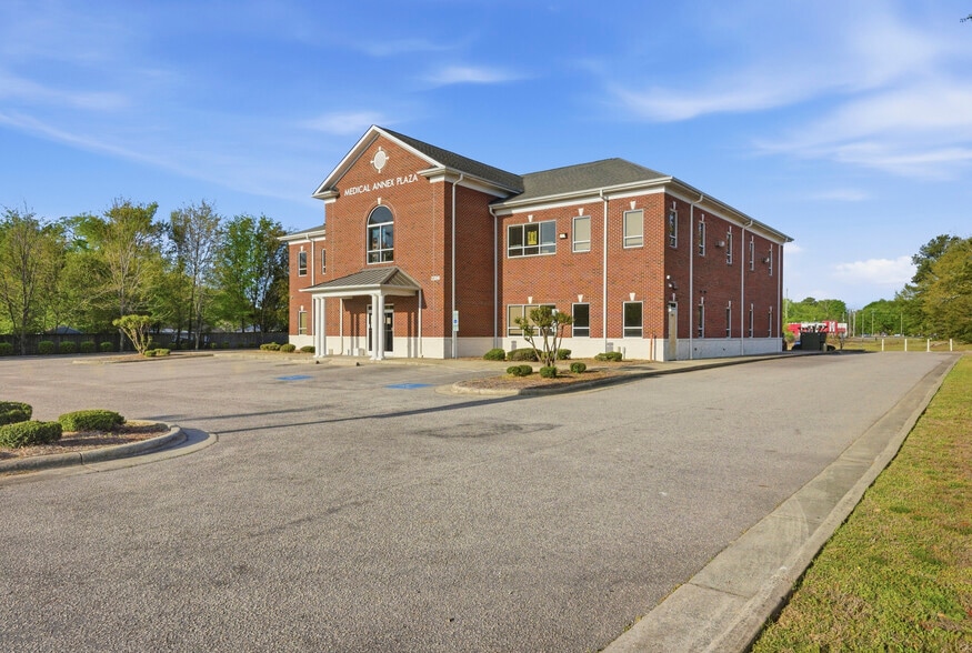 More Photos Of 2356 John Smith Rd, Fayetteville Medical For Lease