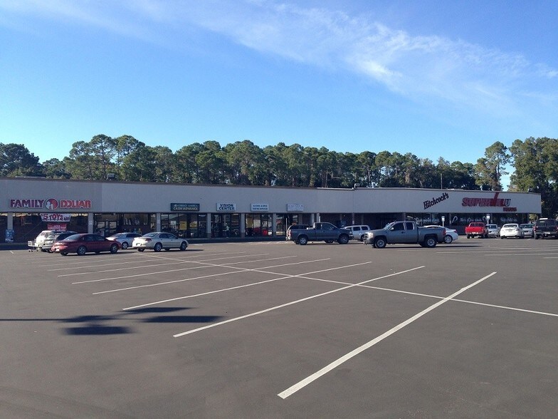 More Photos Of 164 S US Highway 17, East Palatka General Retail For Lease