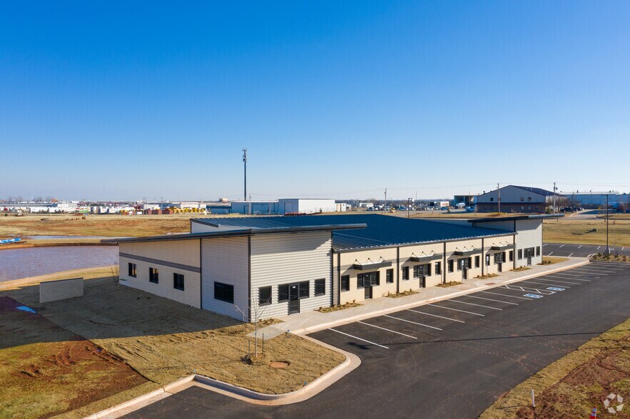 More Photos Of 10401 W Reno Ave, Oklahoma City Unknown For Lease