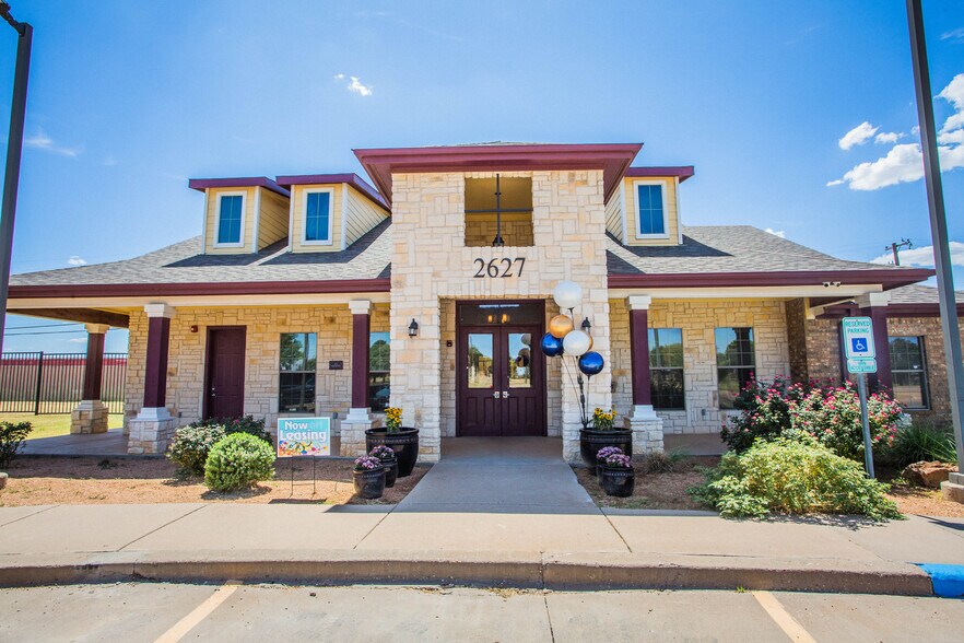 More Photos Of 2627 Oak Dr, Lubbock Apartments For Sale
